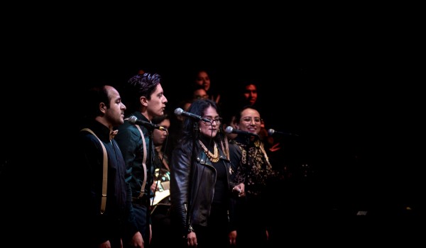 frank-alarcon-zingen-koor-sing-choir-unsplash.jpg